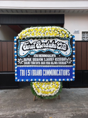 Papan Bunga Duka di Yosomulyo